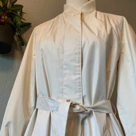VINTAGE Misty Harbor Cream Trench Coat 80’s USA 8 - Picture 6 of 7